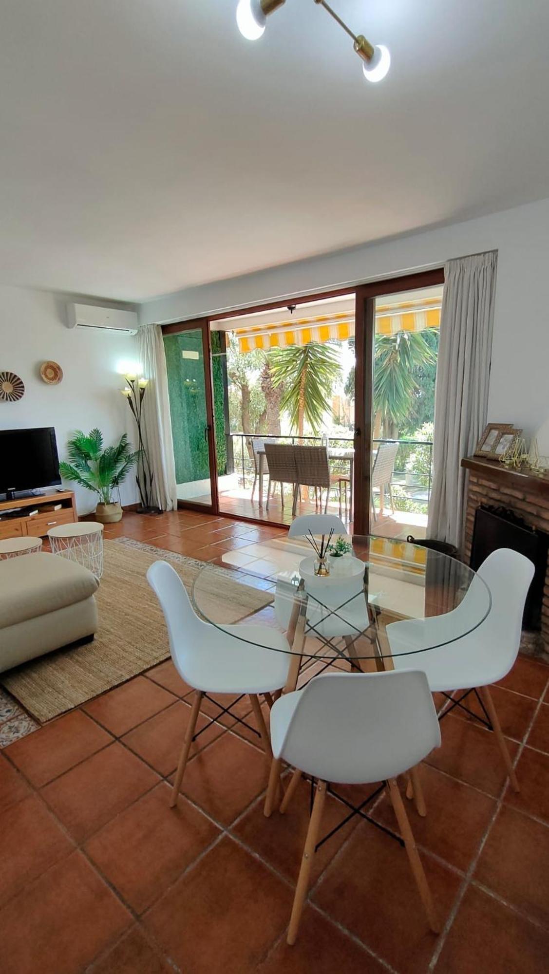 M&H Torremolinos Apartment Cameră foto